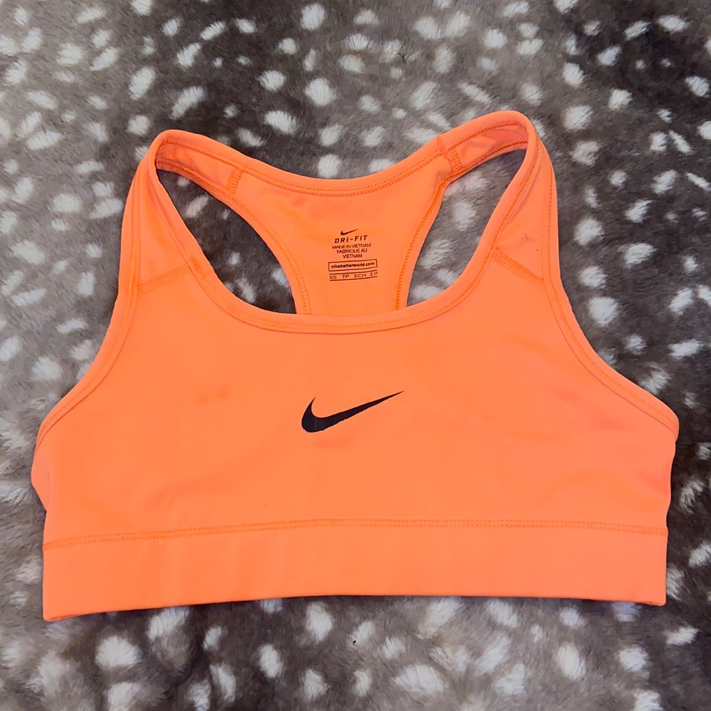 NIKE sports bra